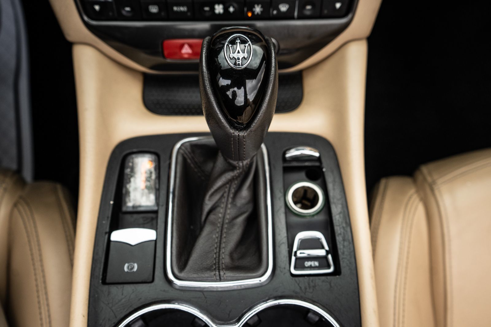 2014 Maserati GranTurismo Convertible SPORT-20