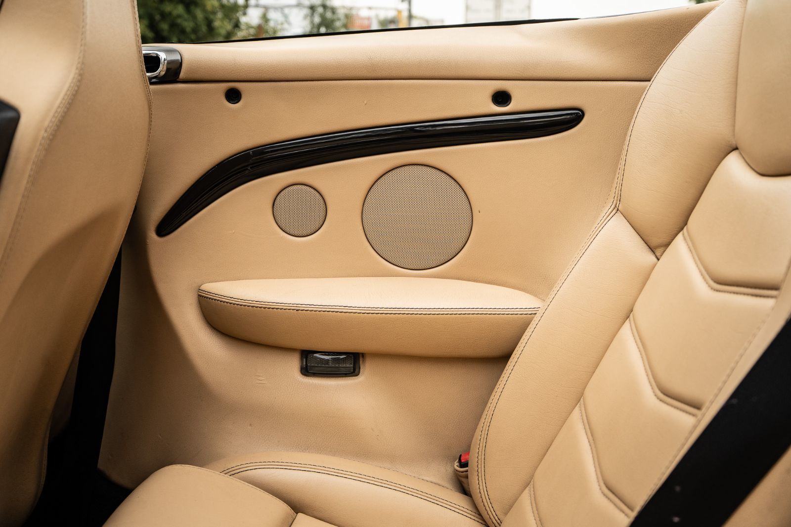 2014 Maserati GranTurismo Convertible SPORT-33