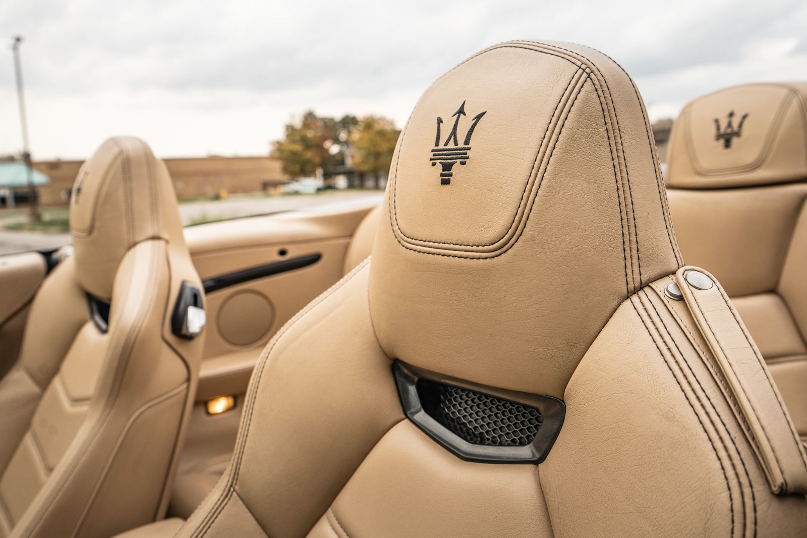 2014 Maserati GranTurismo Convertible SPORT-30