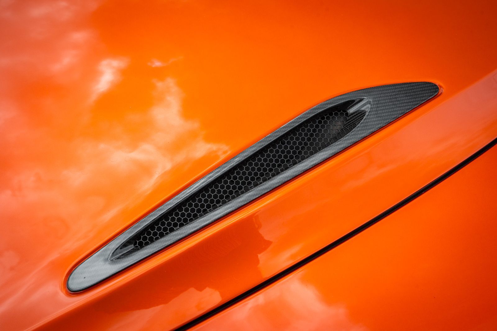 2018 McLaren 720S-34