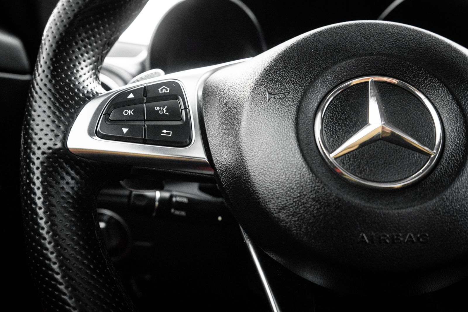 2016 Mercedes-Benz AMG GT S-17