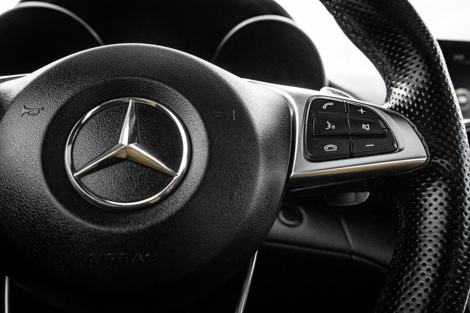 2016 Mercedes-Benz AMG GT S-18