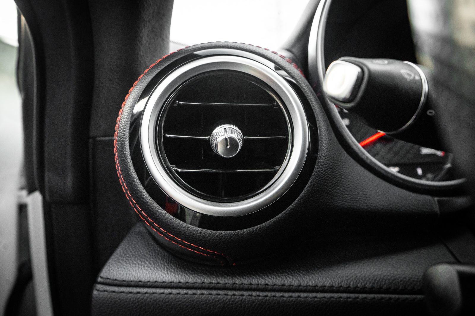 2016 Mercedes-Benz AMG GT S-32