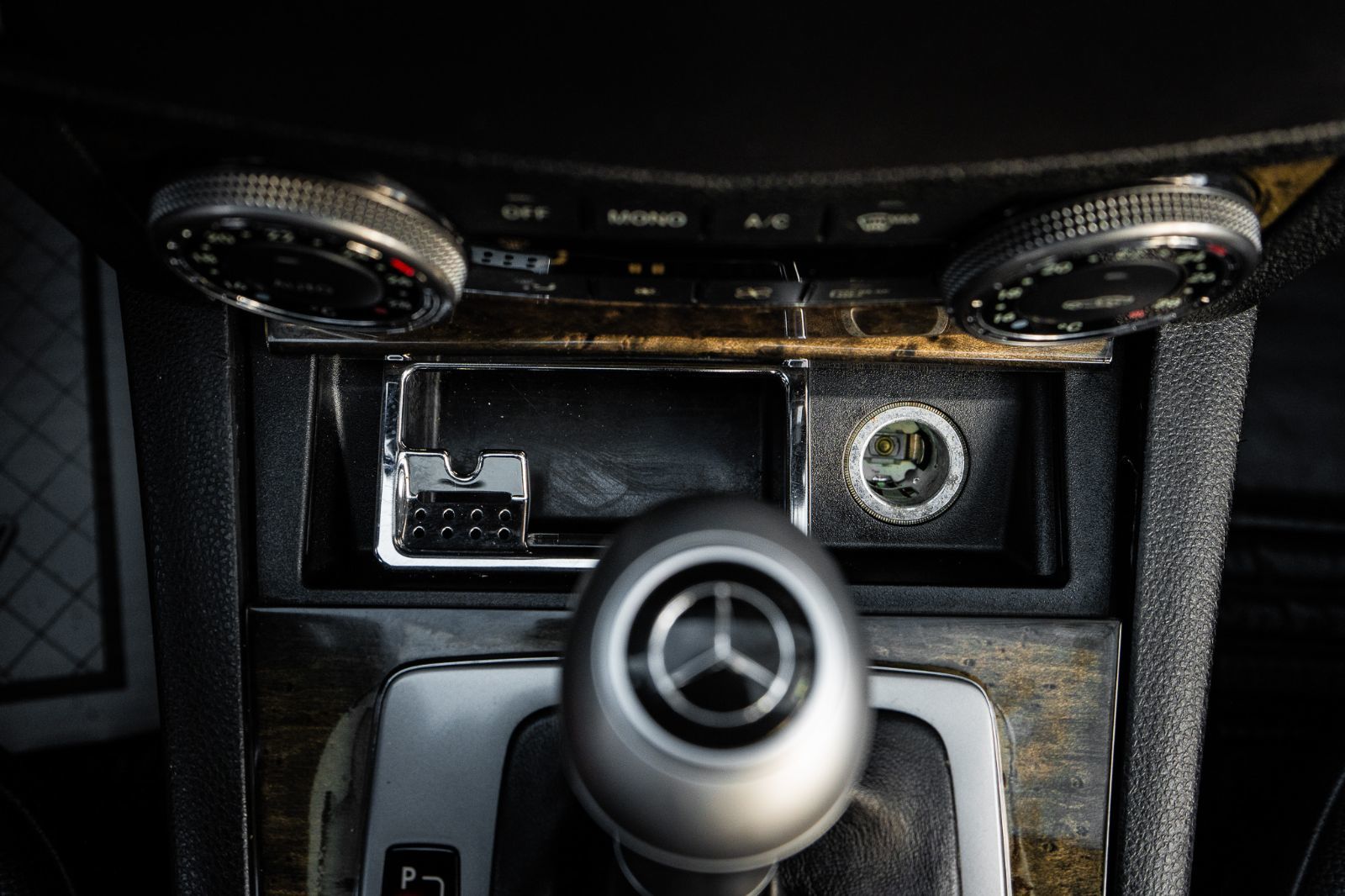 2010 Mercedes-Benz C-Class C 250-17