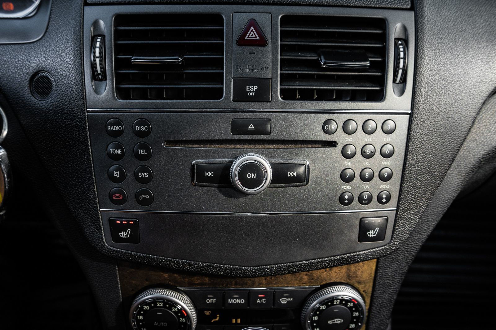 2010 Mercedes-Benz C-Class C 250-15