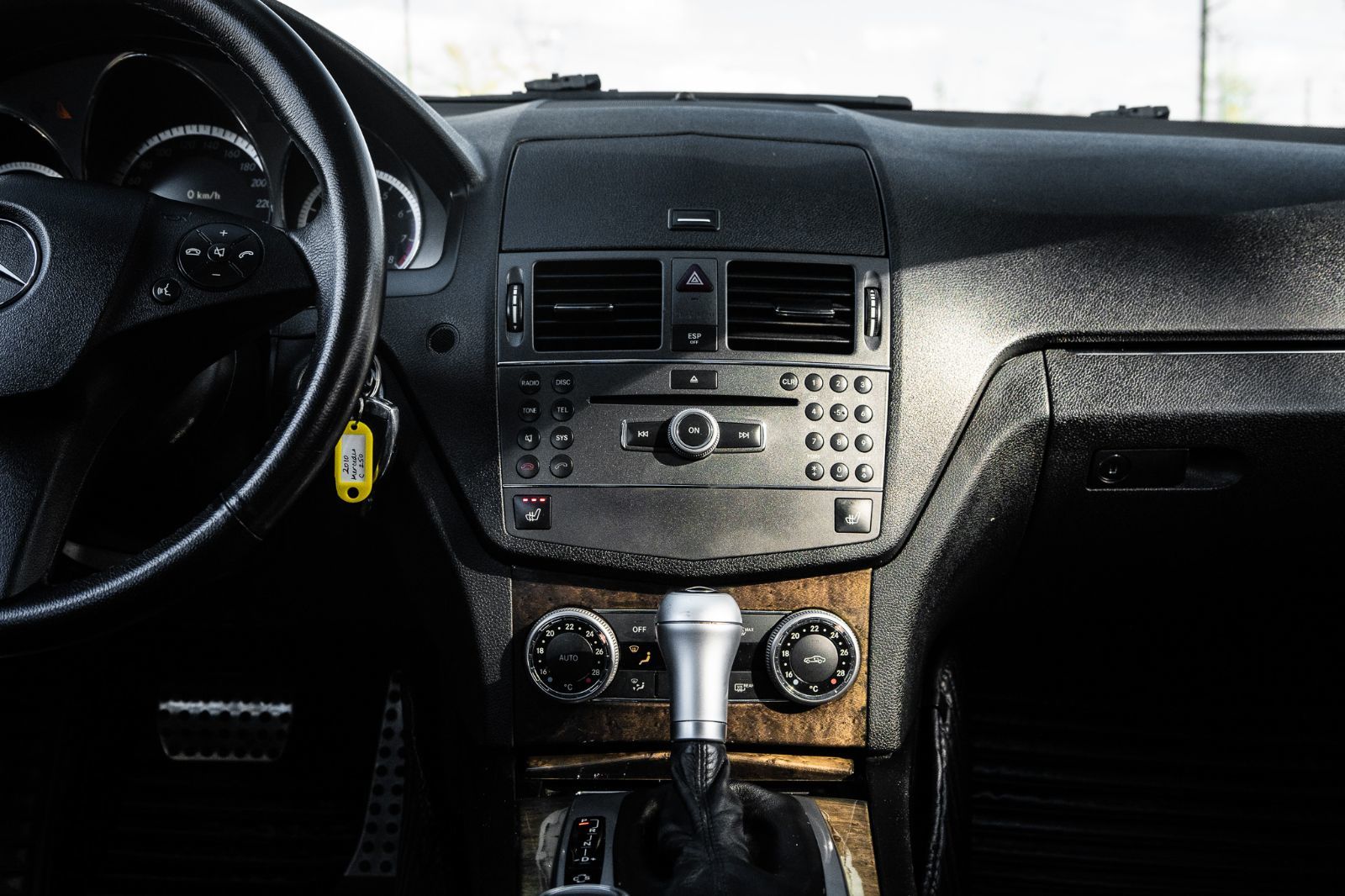 2010 Mercedes-Benz C-Class C 250-8