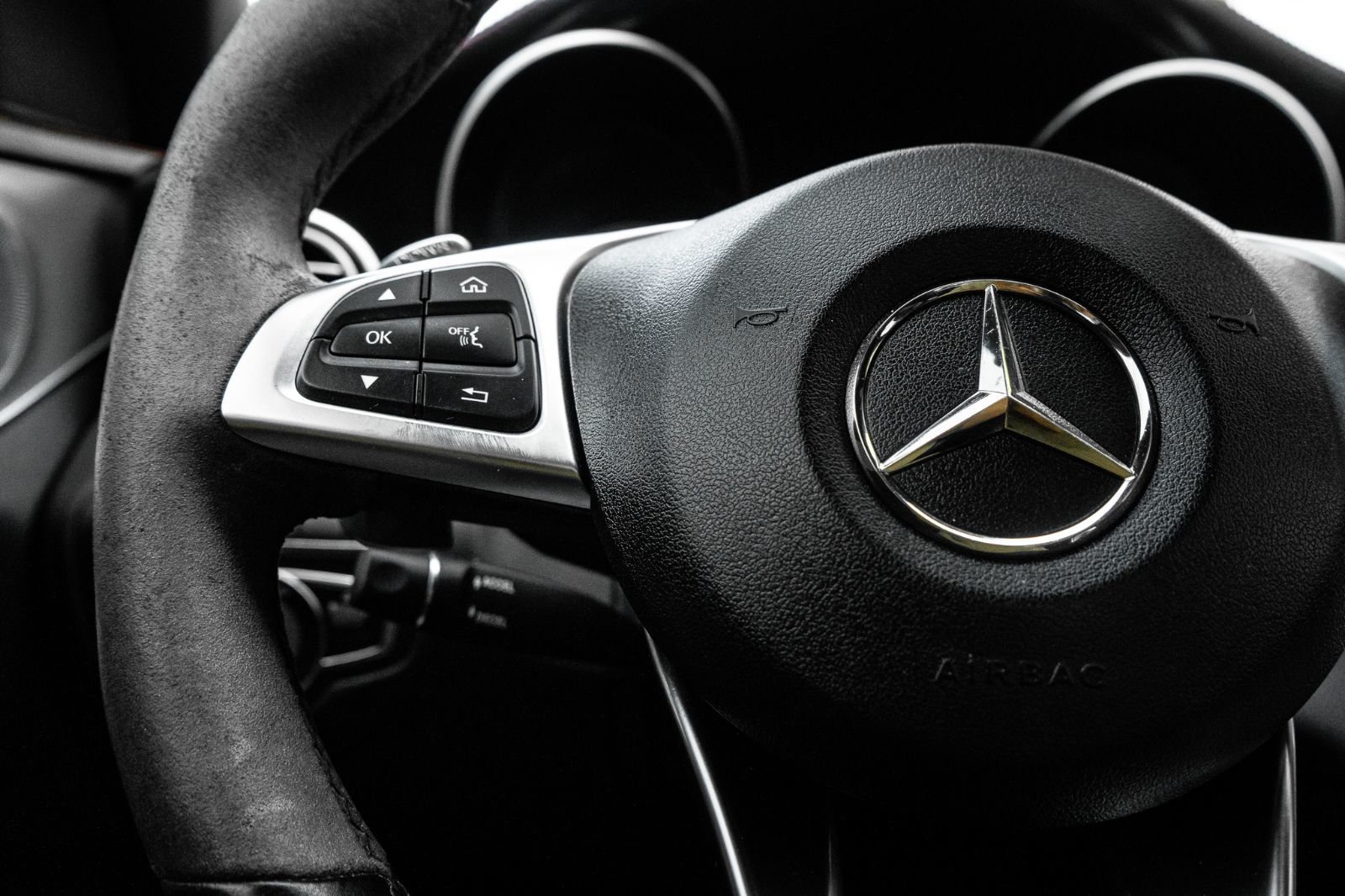 2018 Mercedes-Benz C-Class AMG C 43-12