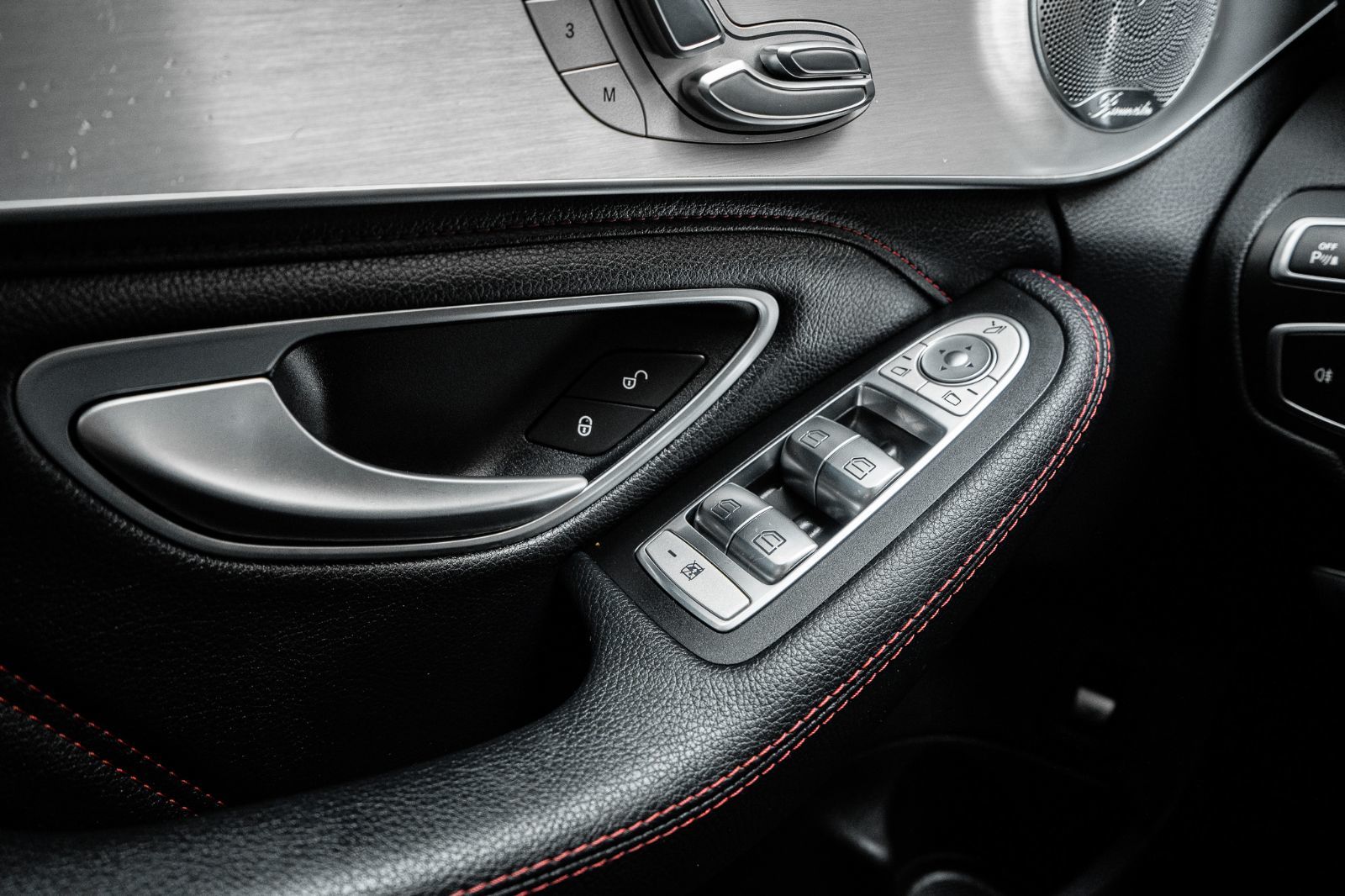 2018 Mercedes-Benz C-Class AMG C 43-23