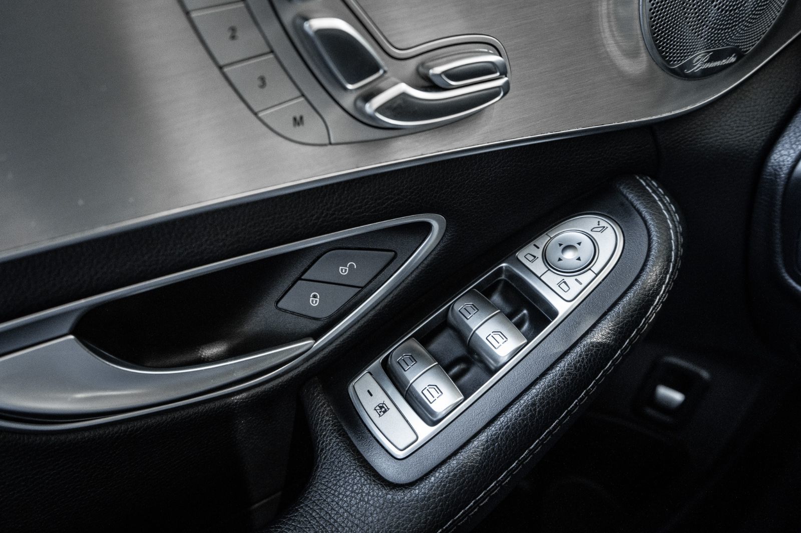 2018 Mercedes-Benz C-Class C 300-24