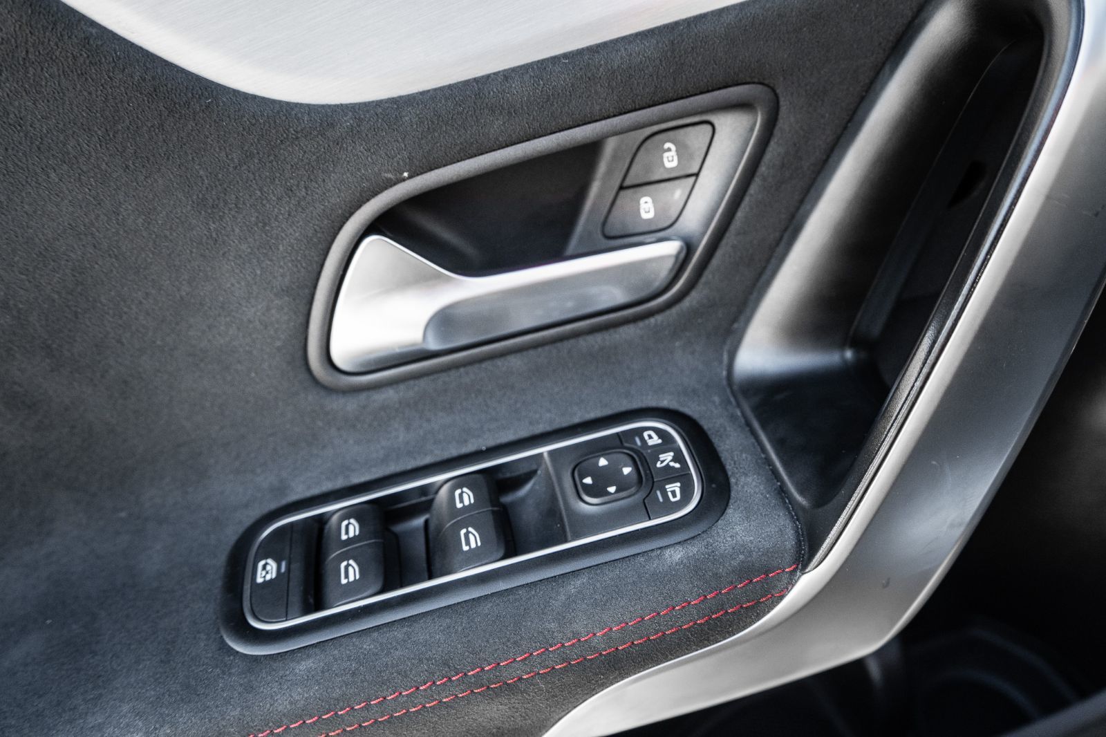 2023 Mercedes-Benz CLA 250-24