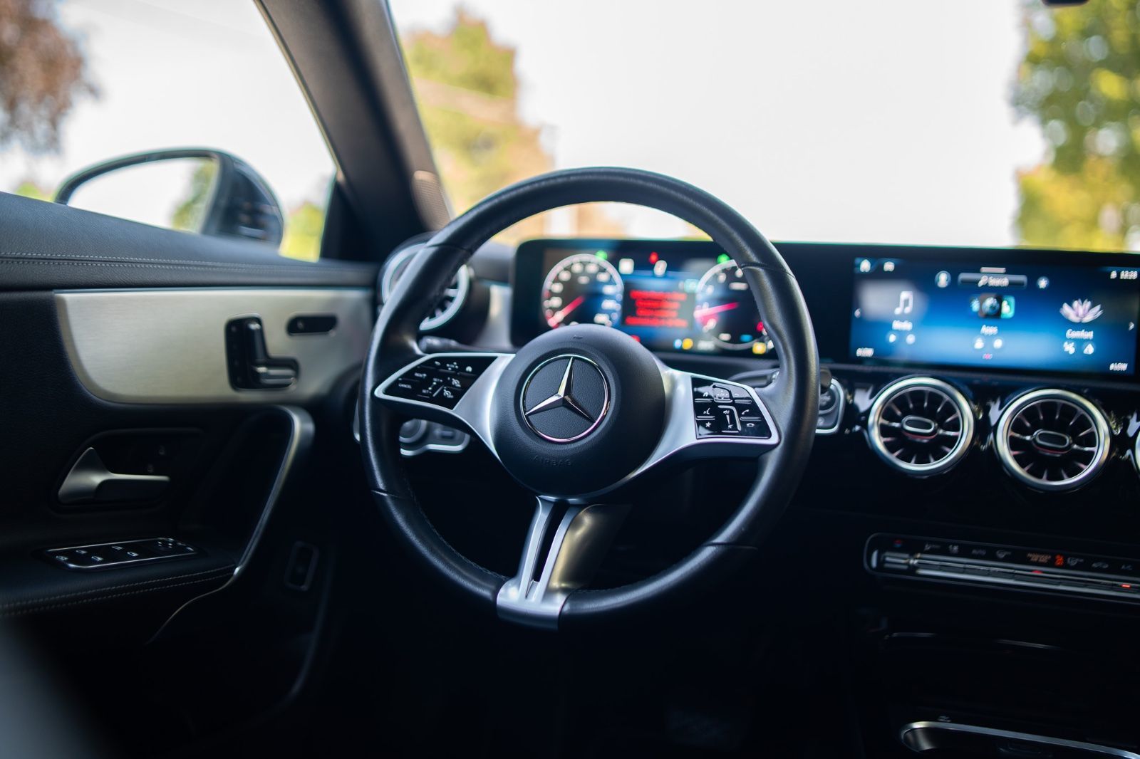 2025 Mercedes-Benz CLA 250-11