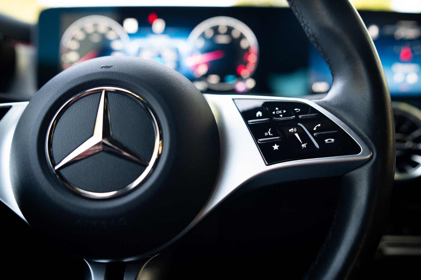 2025 Mercedes-Benz CLA 250-14
