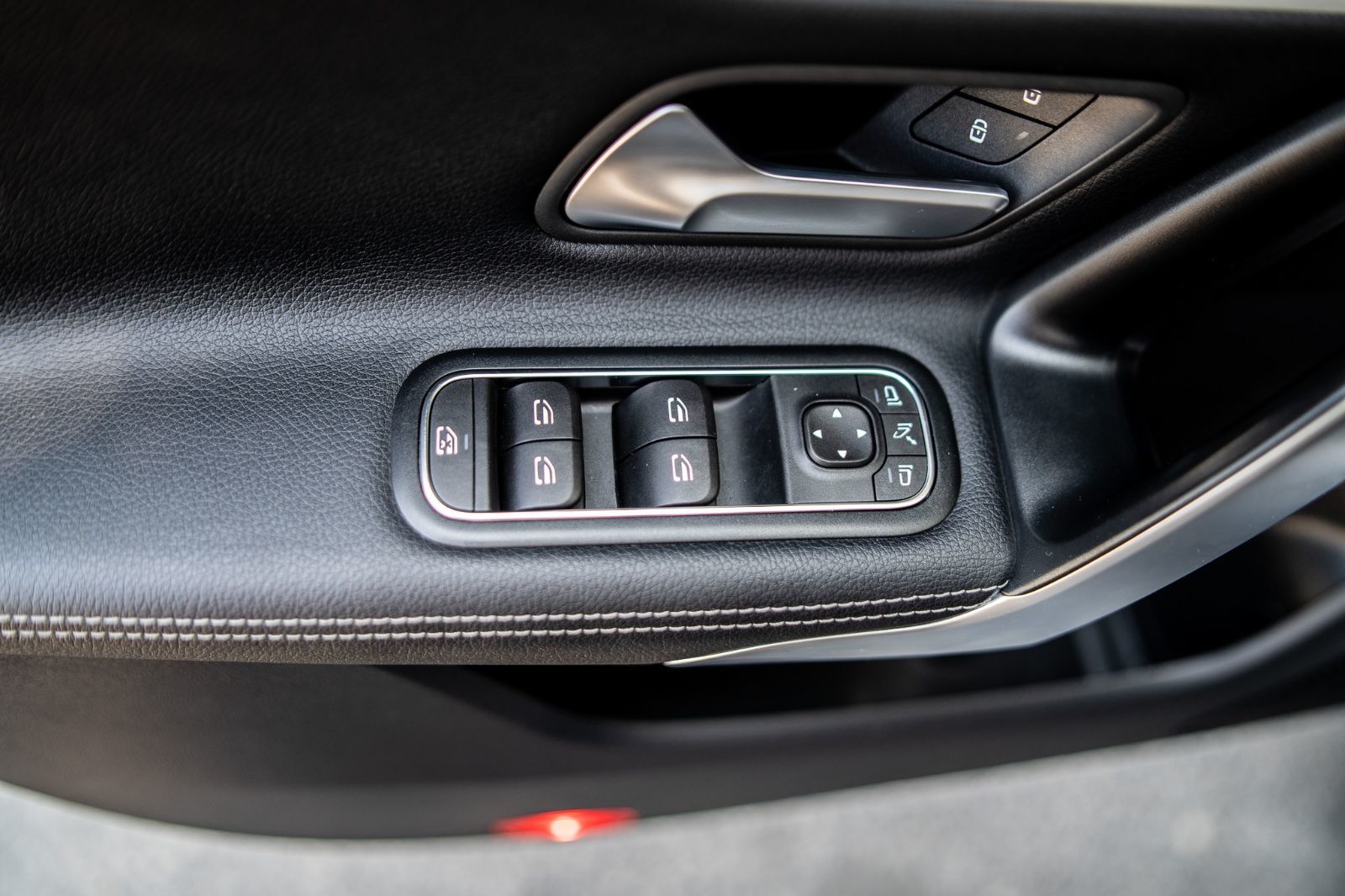 2025 Mercedes-Benz CLA 250-27