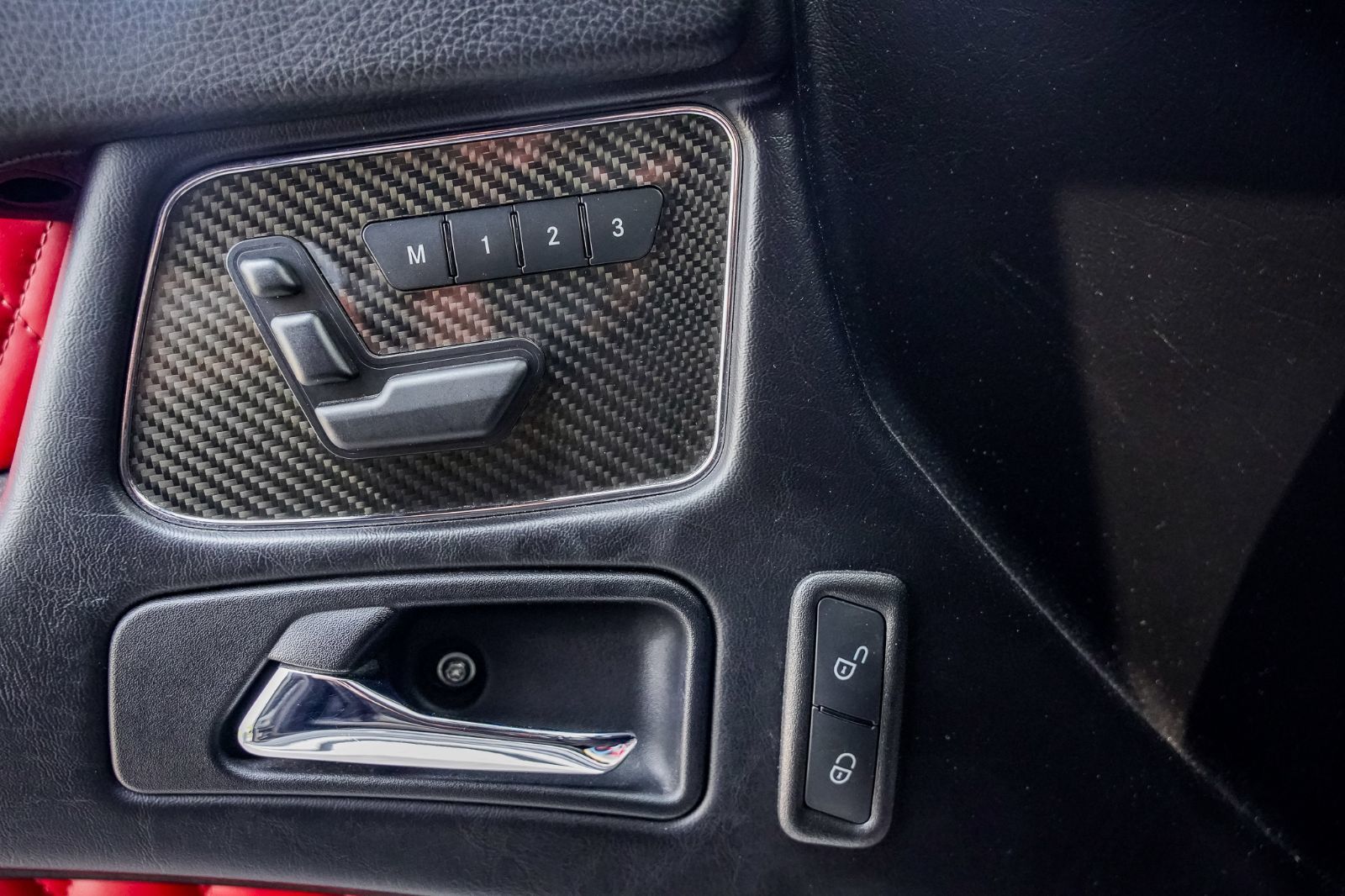 2016 Mercedes-Benz G-Class G 65 V12-13