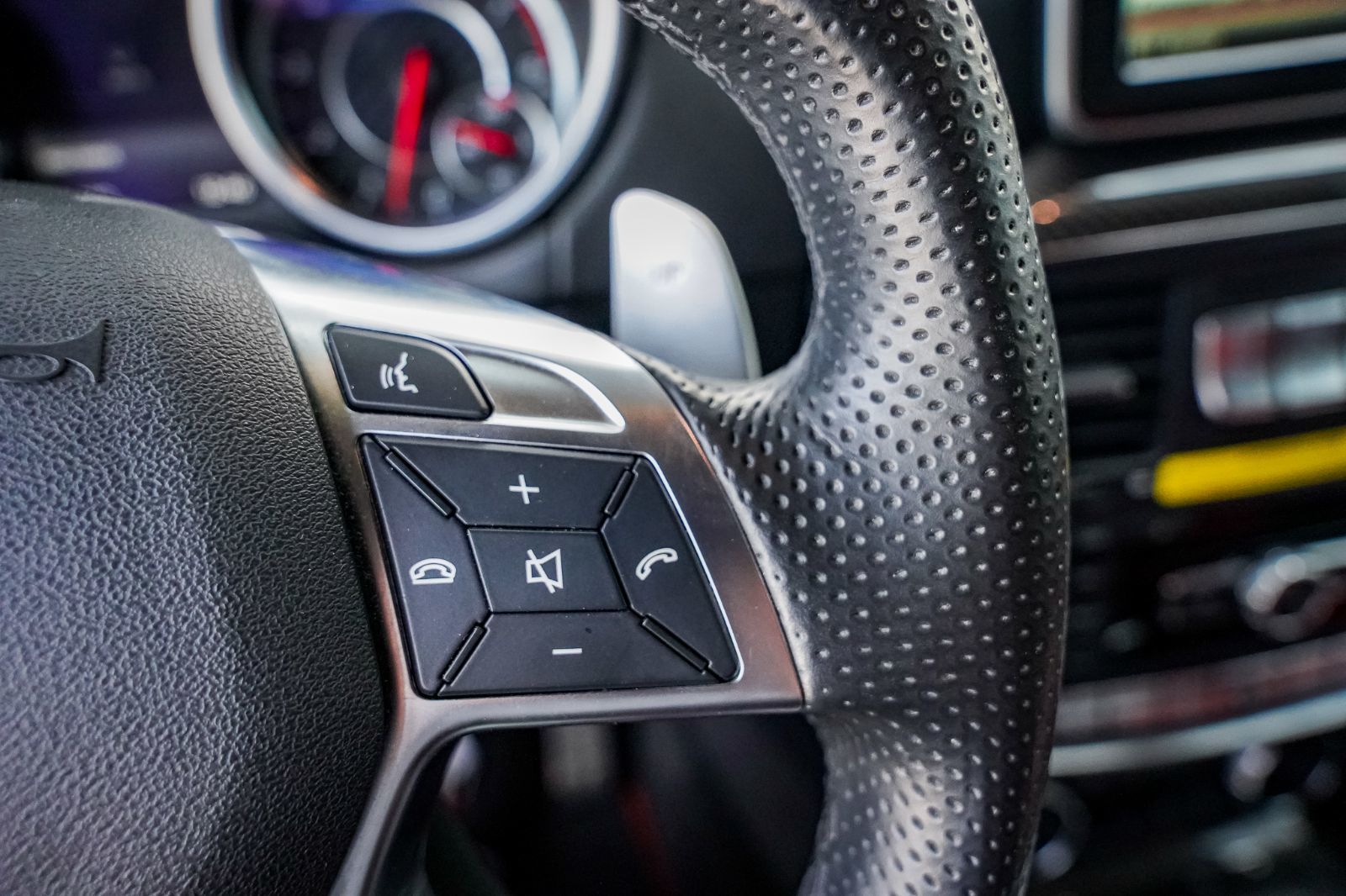 2016 Mercedes-Benz G-Class G 65 V12-19