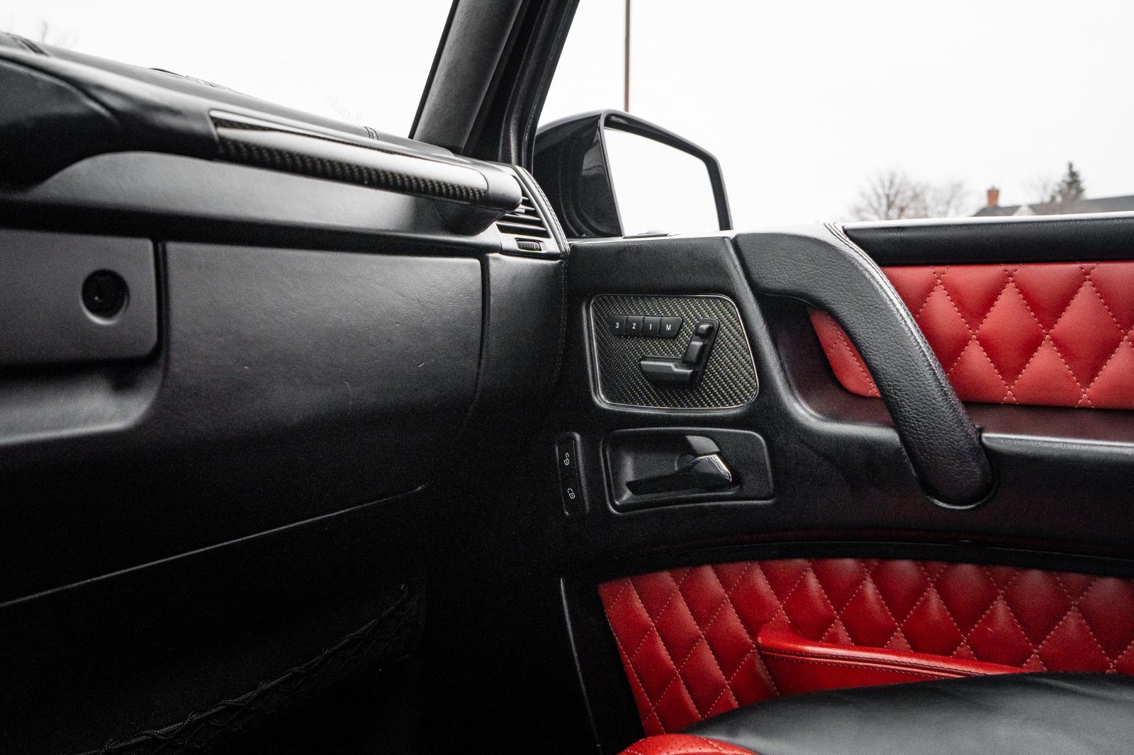 2017 Mercedes-Benz G-Class AMG G 63-25