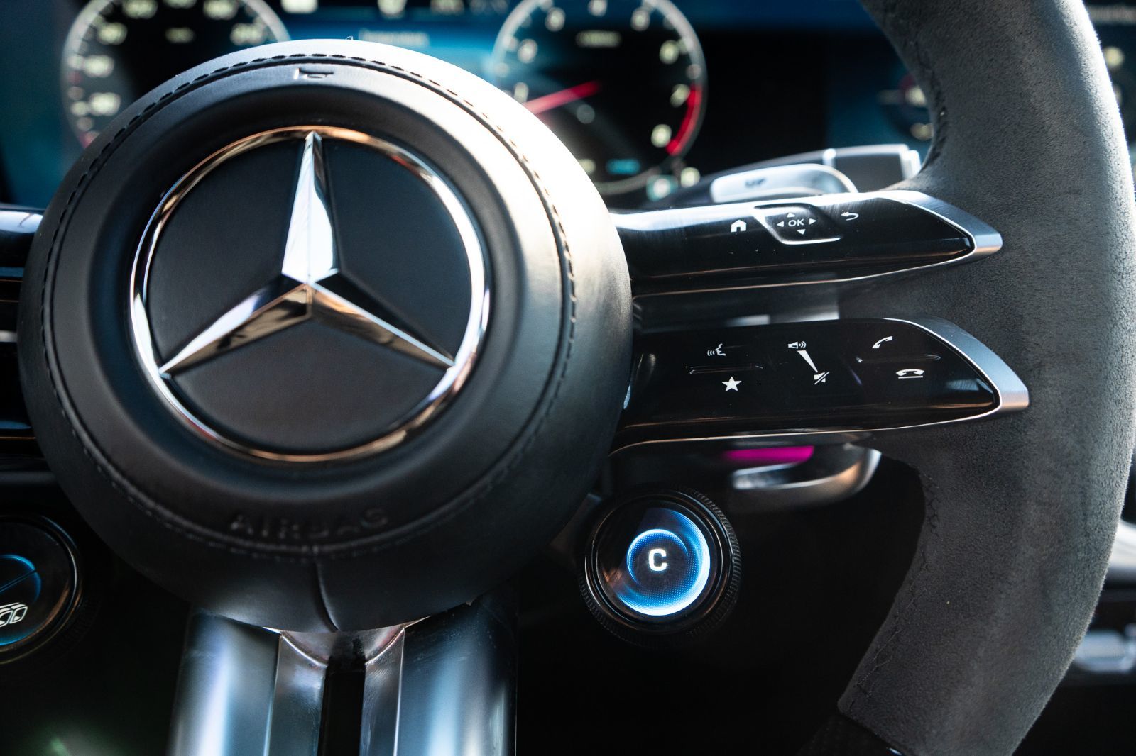 2025 Mercedes-Benz G-Class AMG G 63-10