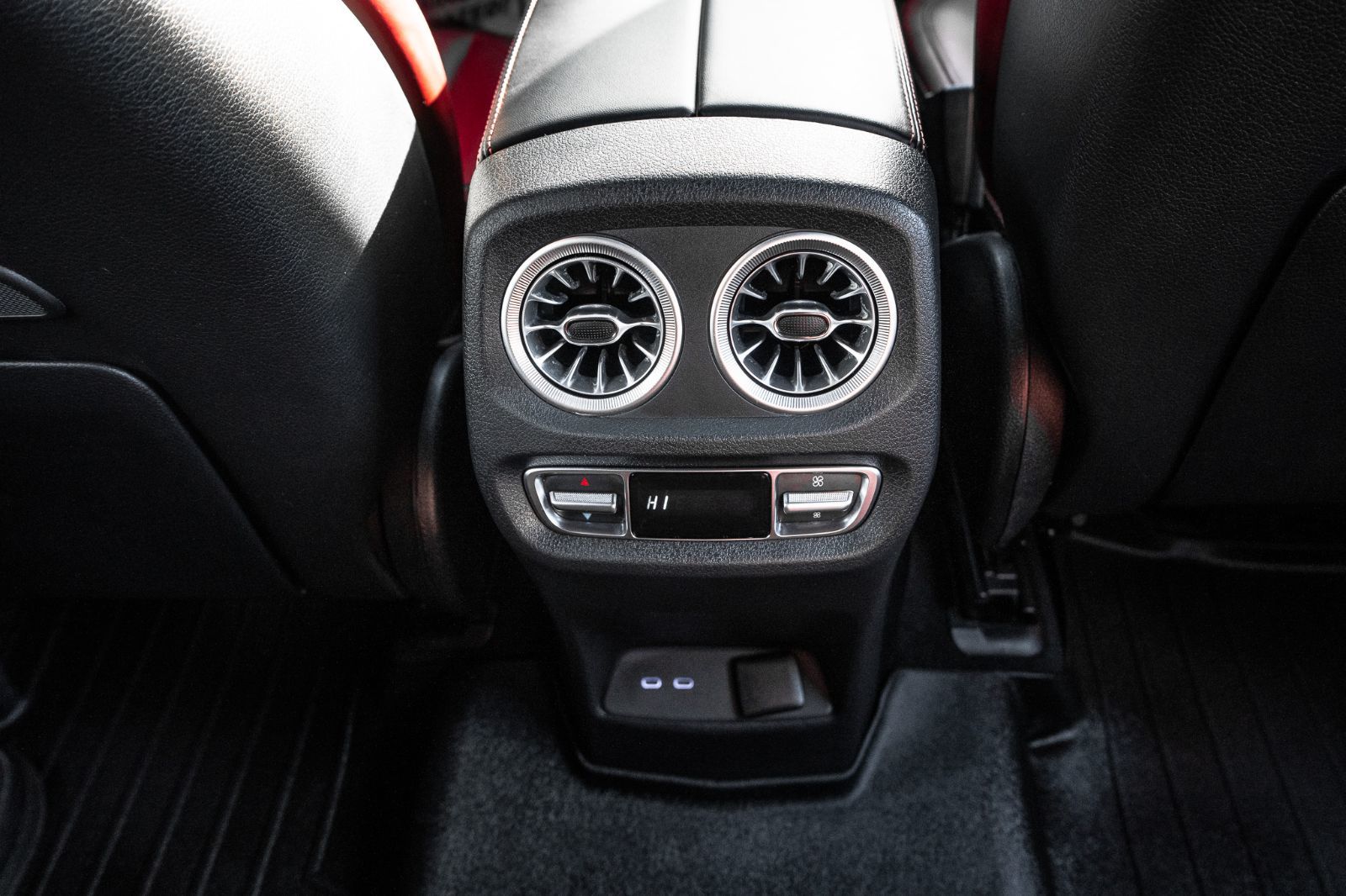 2025 Mercedes-Benz G-Class AMG G 63-28