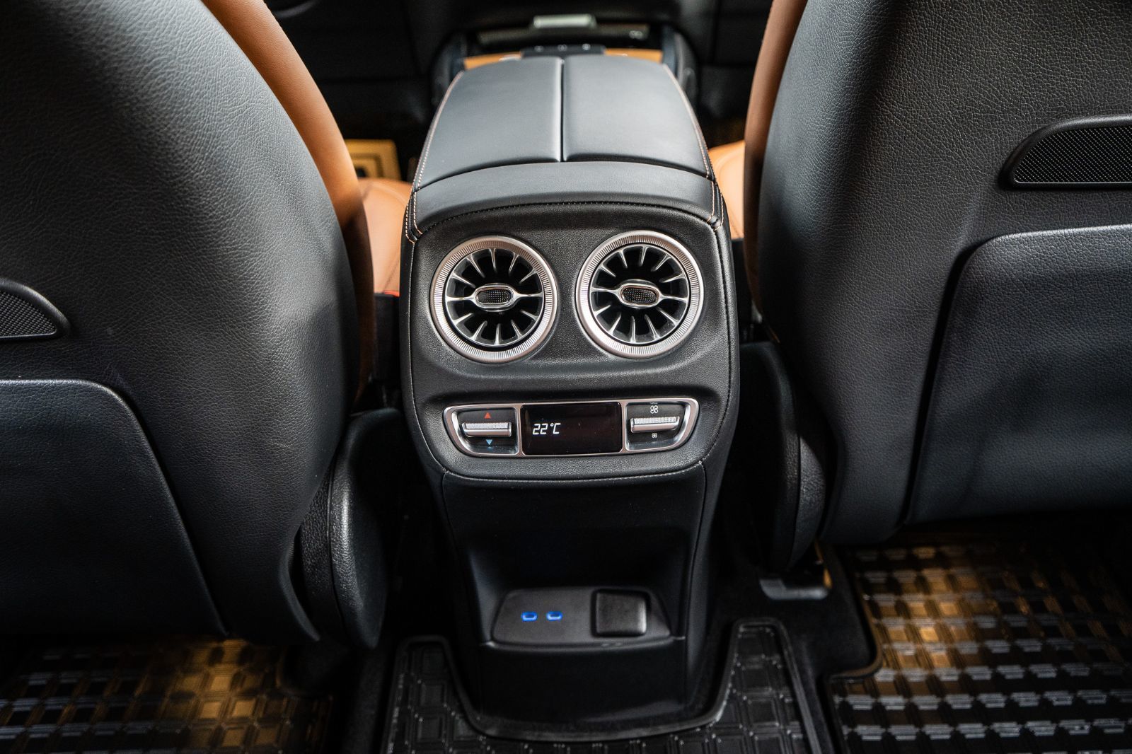 2025 Mercedes-Benz G-Class G 550-32