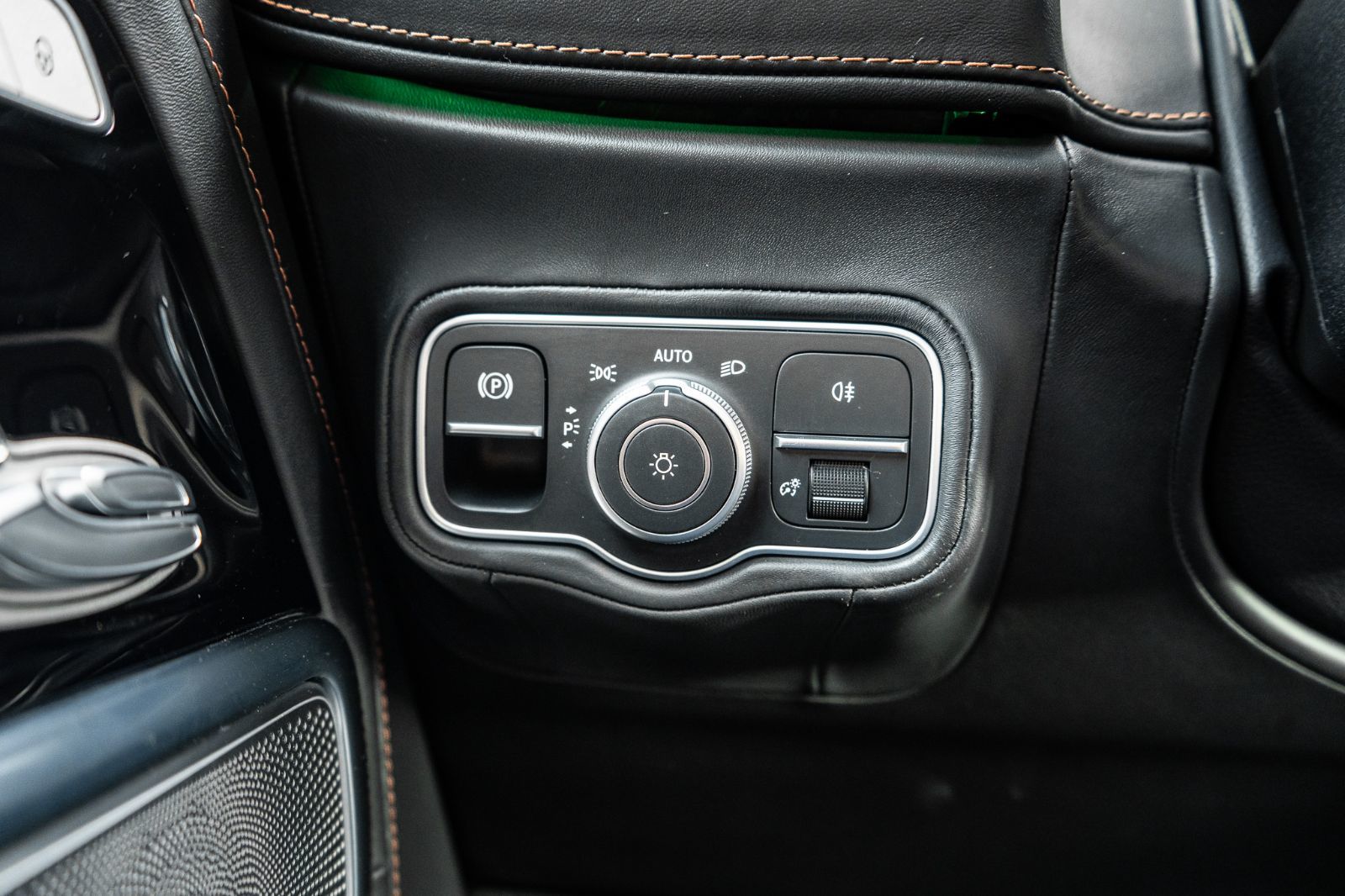 2025 Mercedes-Benz G-Class G 550-23