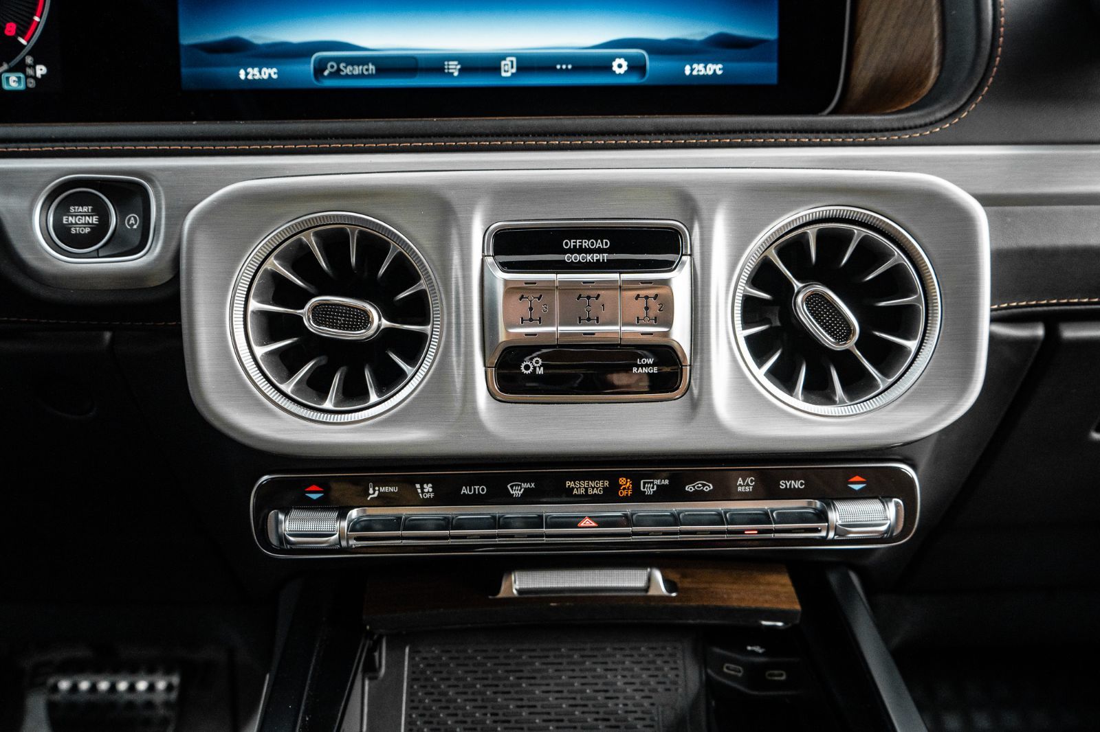 2025 Mercedes-Benz G-Class G 550-14