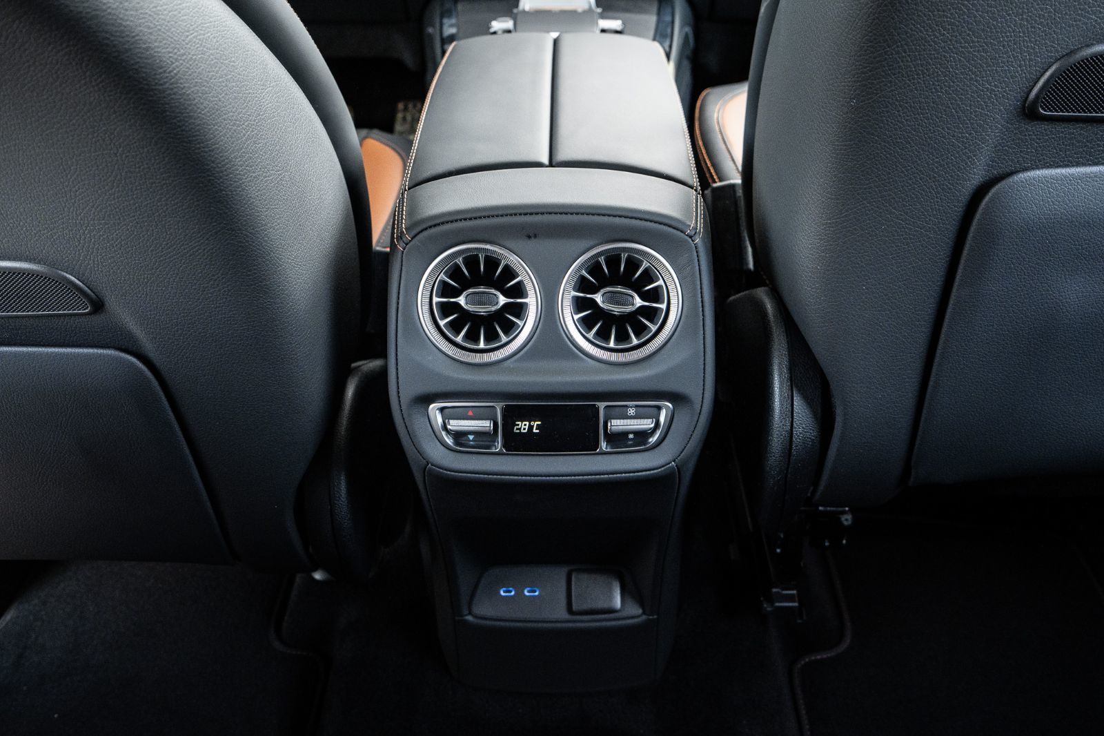 2026 Mercedes-Benz G-Class G 550-33
