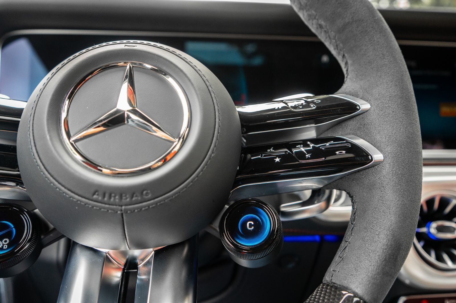 2026 Mercedes-Benz G-Class AMG G 63-12