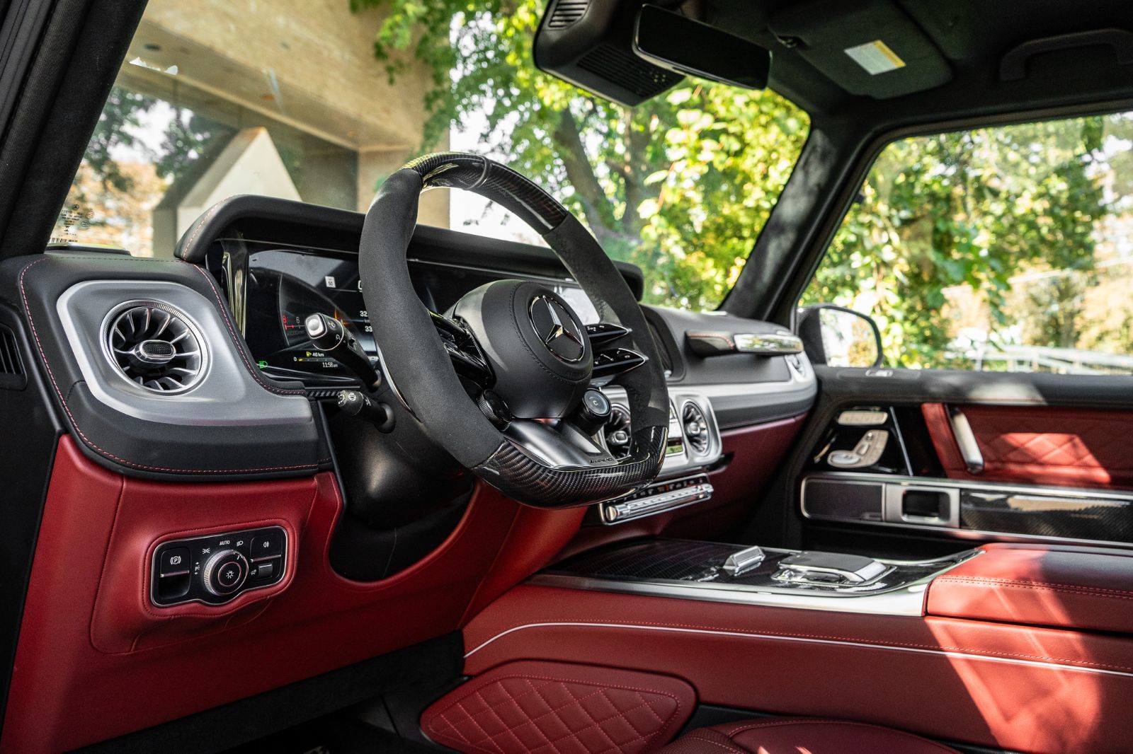 2027 Mercedes-Benz G-Class AMG G 63-34