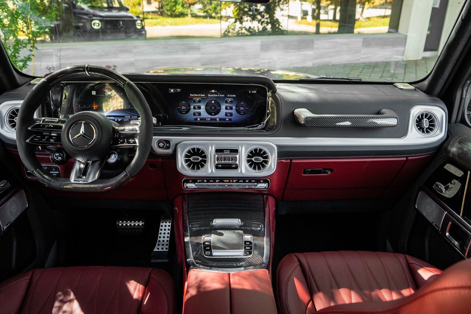 2027 Mercedes-Benz G-Class AMG G 63-11