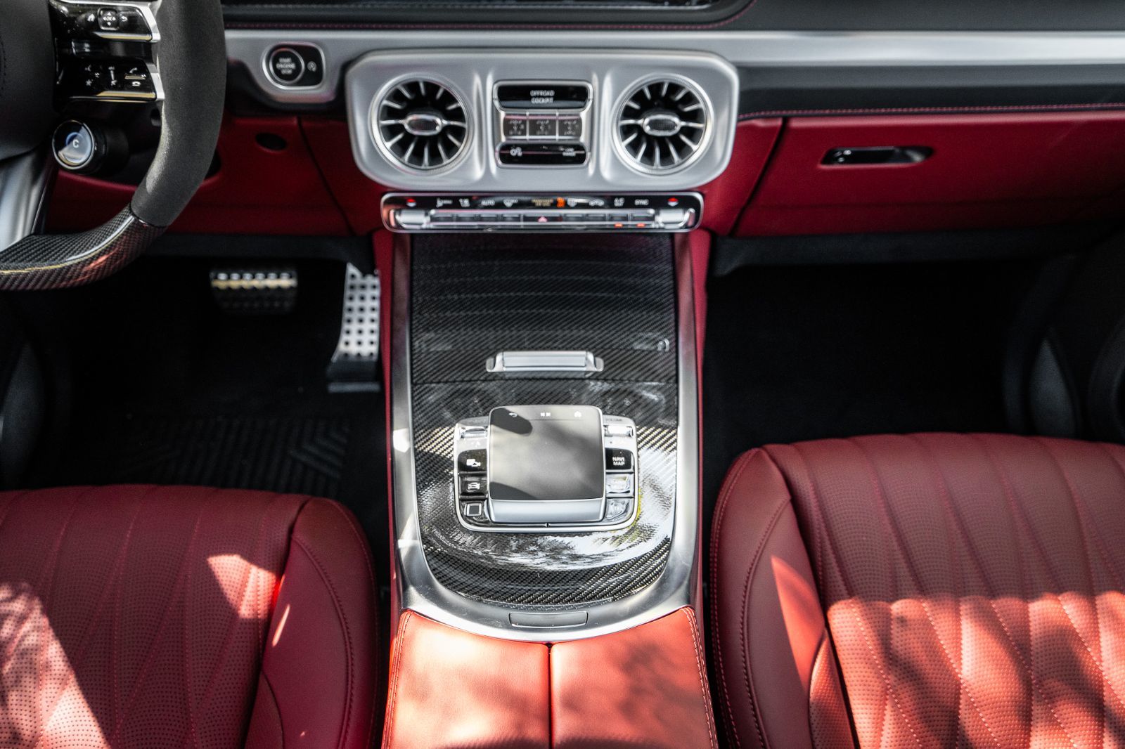 2027 Mercedes-Benz G-Class AMG G 63-13