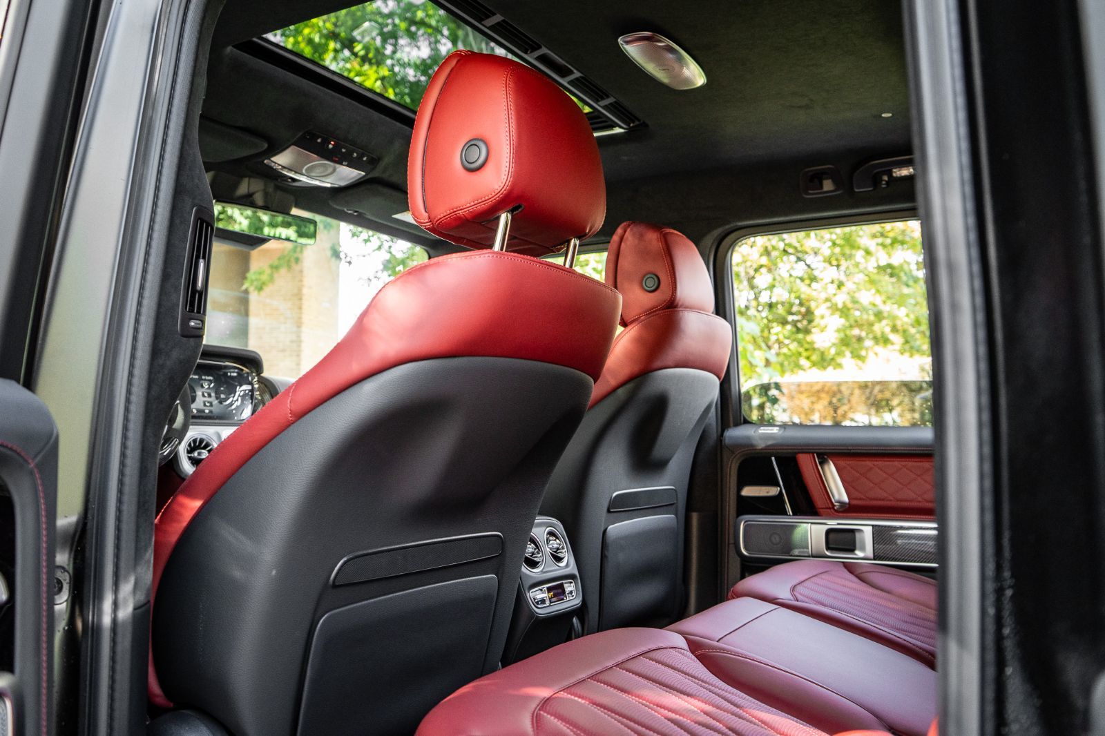 2027 Mercedes-Benz G-Class AMG G 63-36