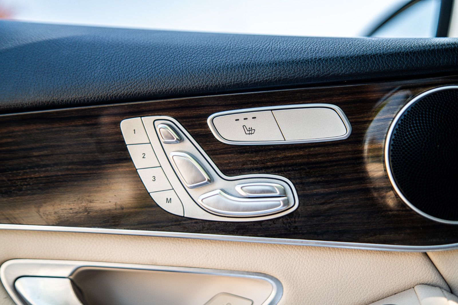 2018 Mercedes-Benz GLC 300-10