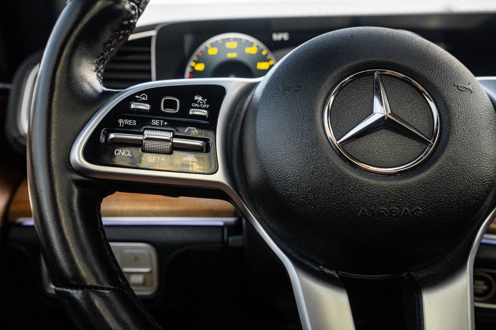 2023 Mercedes-Benz GLS 580-11