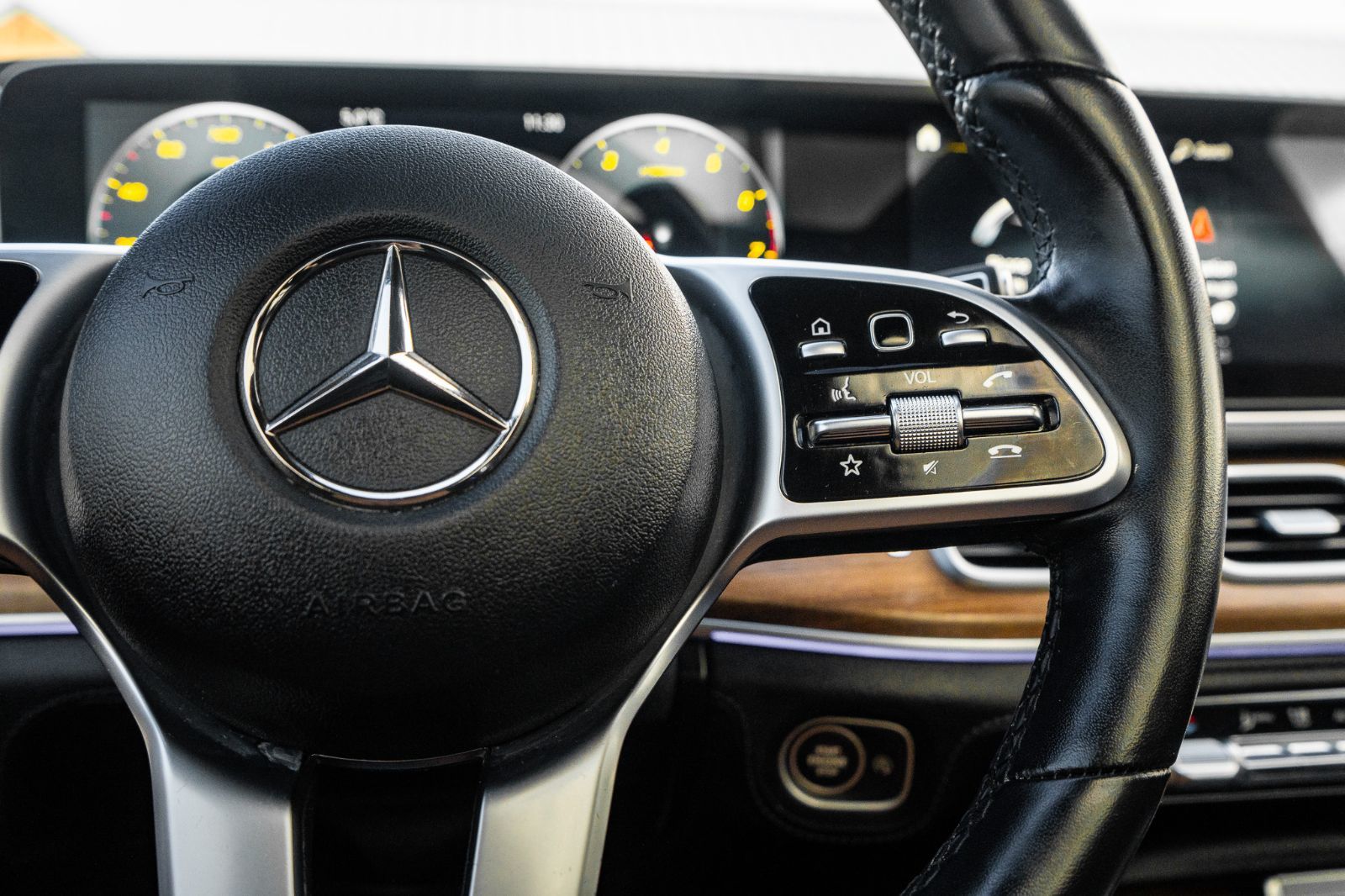 2023 Mercedes-Benz GLS 580-12