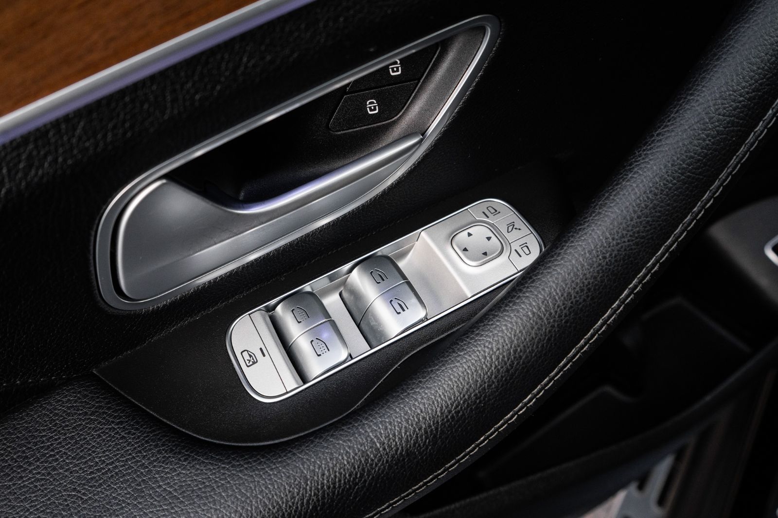 2023 Mercedes-Benz GLS 580-22