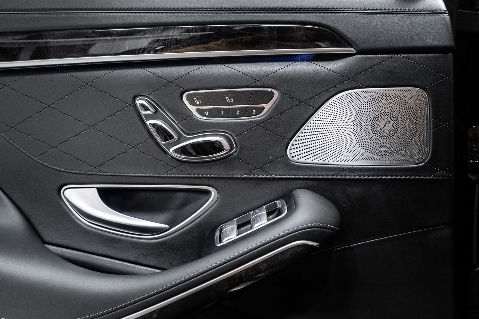 2014 Mercedes-Benz S-Class S 63 AMG-27