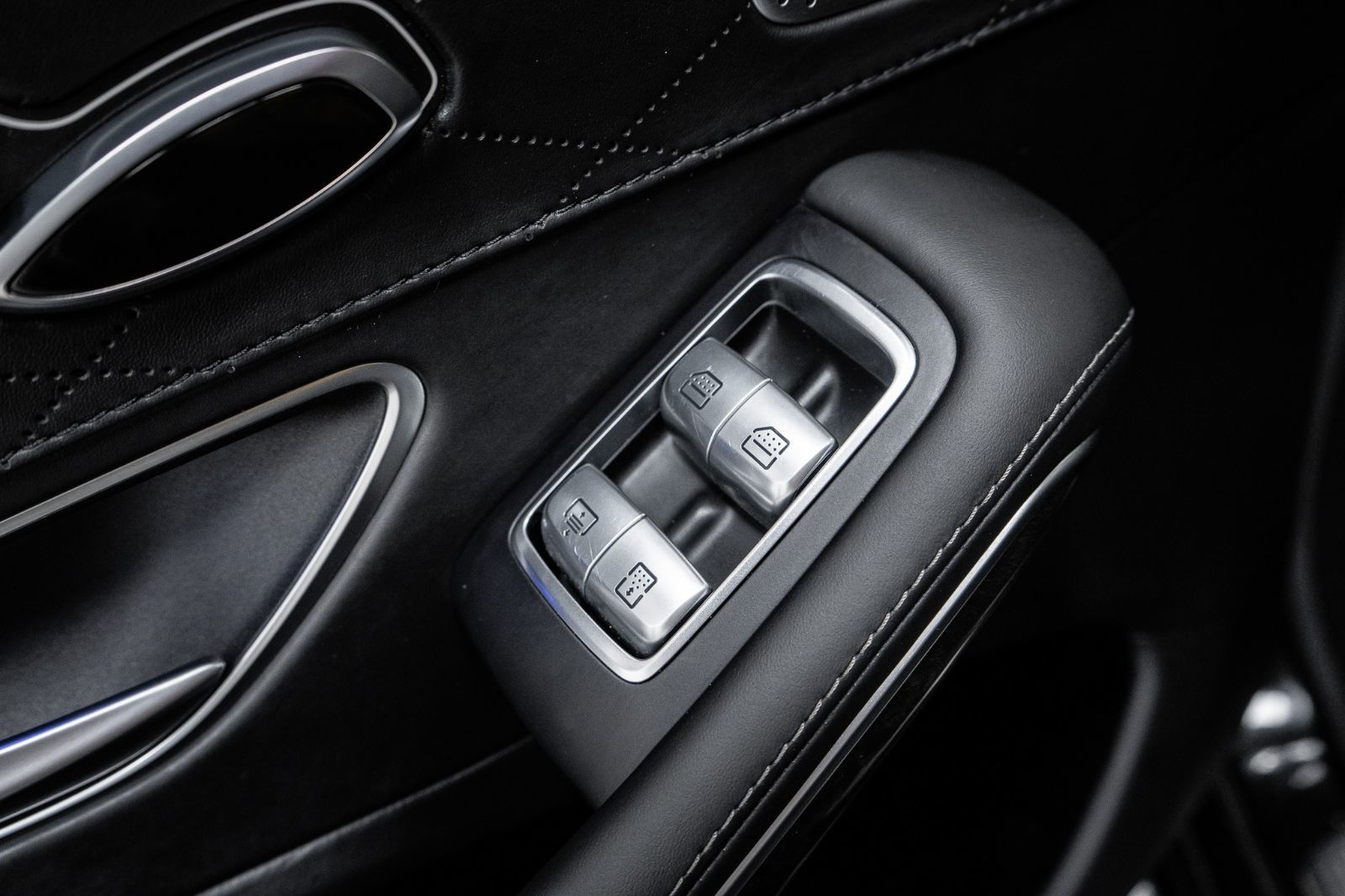 2014 Mercedes-Benz S-Class S 63 AMG-28