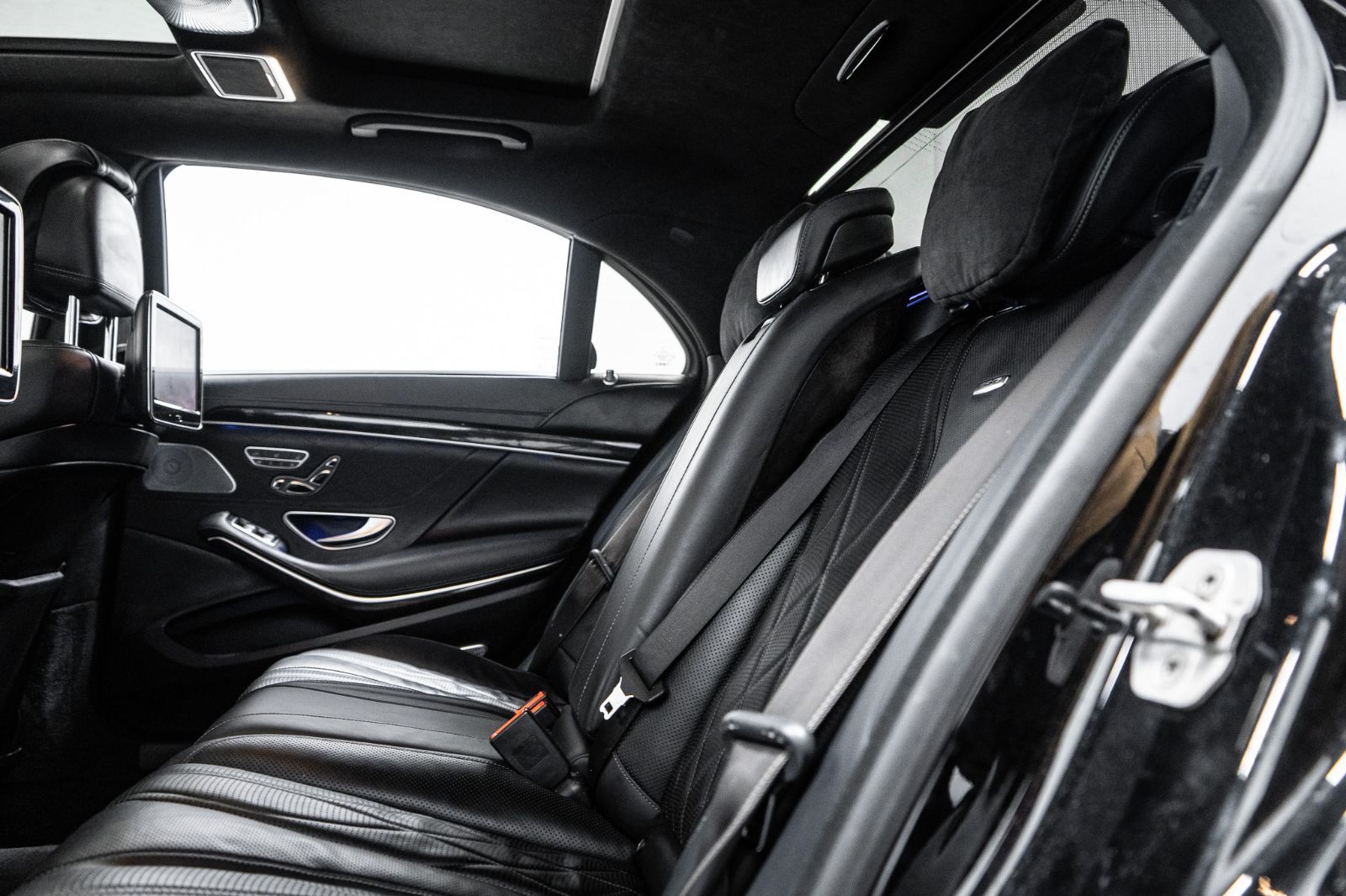 2014 Mercedes-Benz S-Class S 63 AMG-26