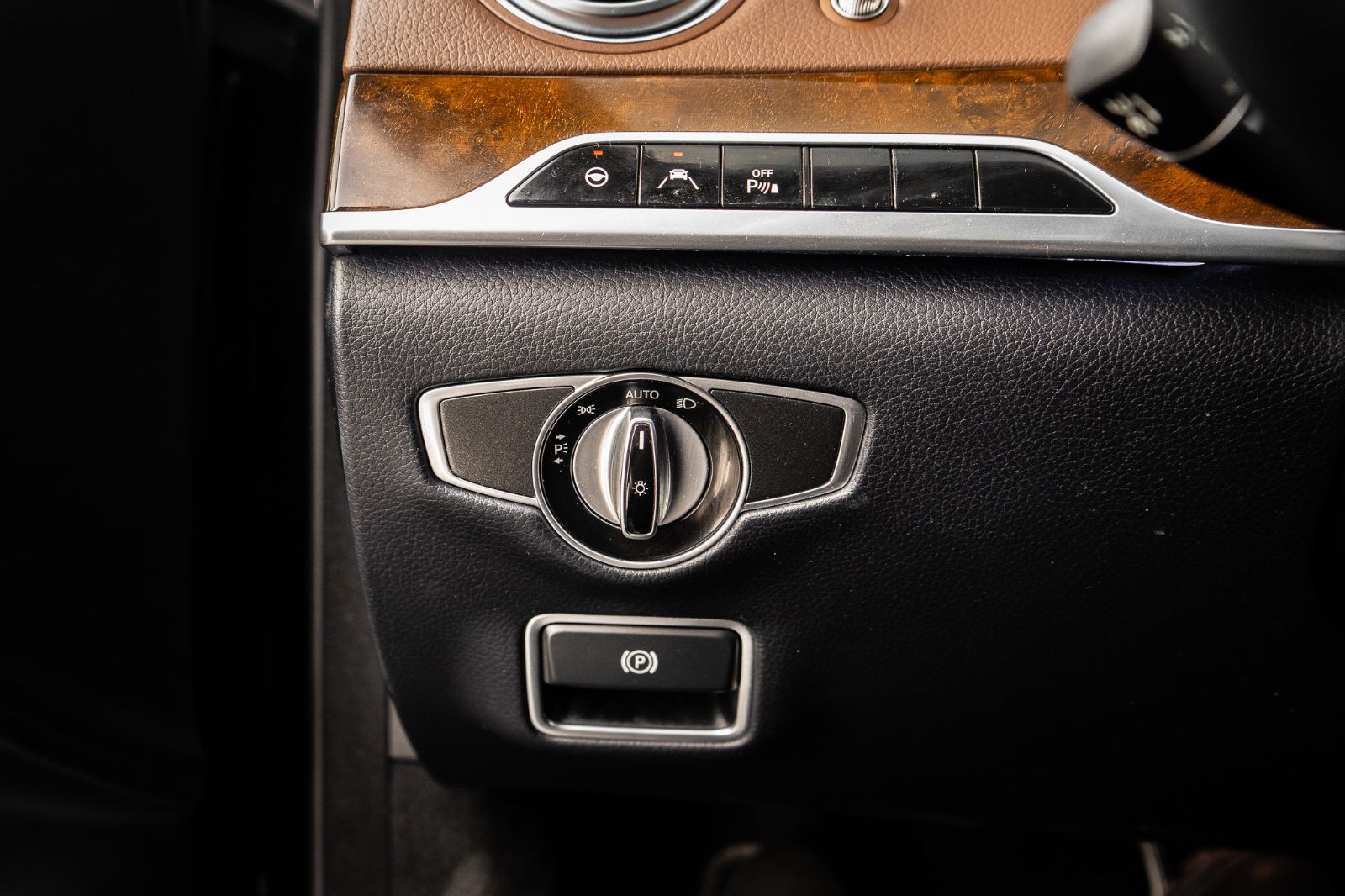 2017 Mercedes-Benz S-Class S 400-26