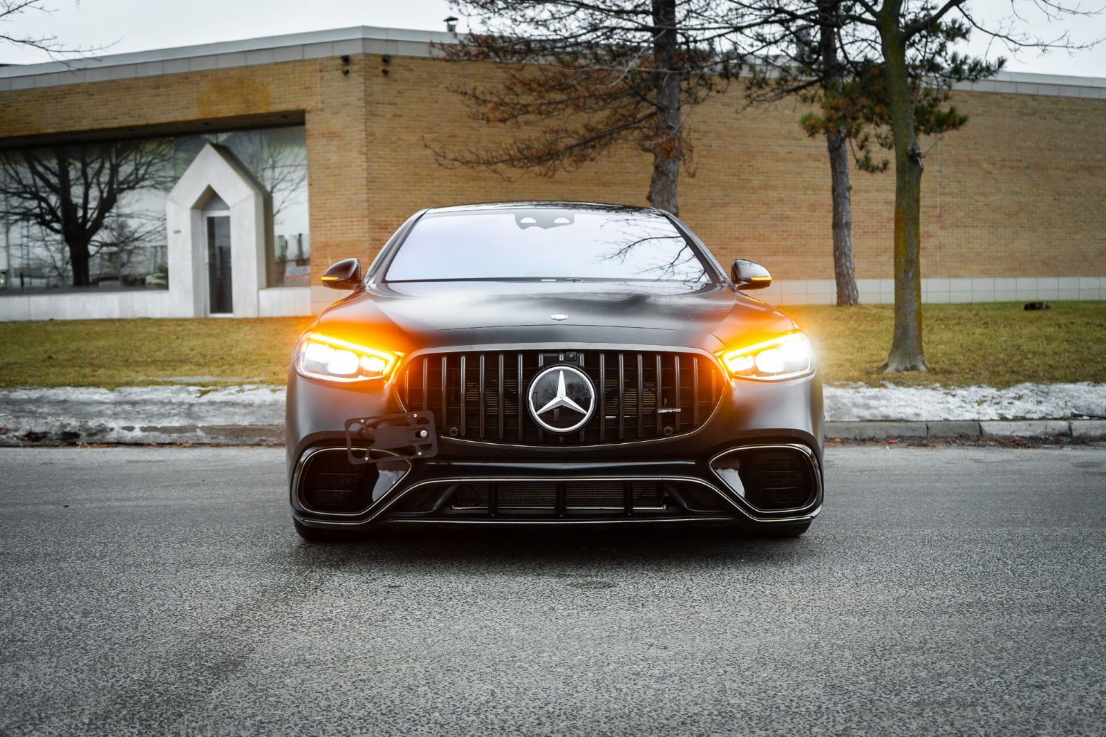 2024 Mercedes-Benz S-Class AMG S 63 E-1