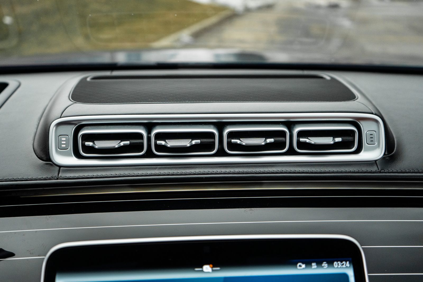 2024 Mercedes-Benz S-Class AMG S 63 E-17