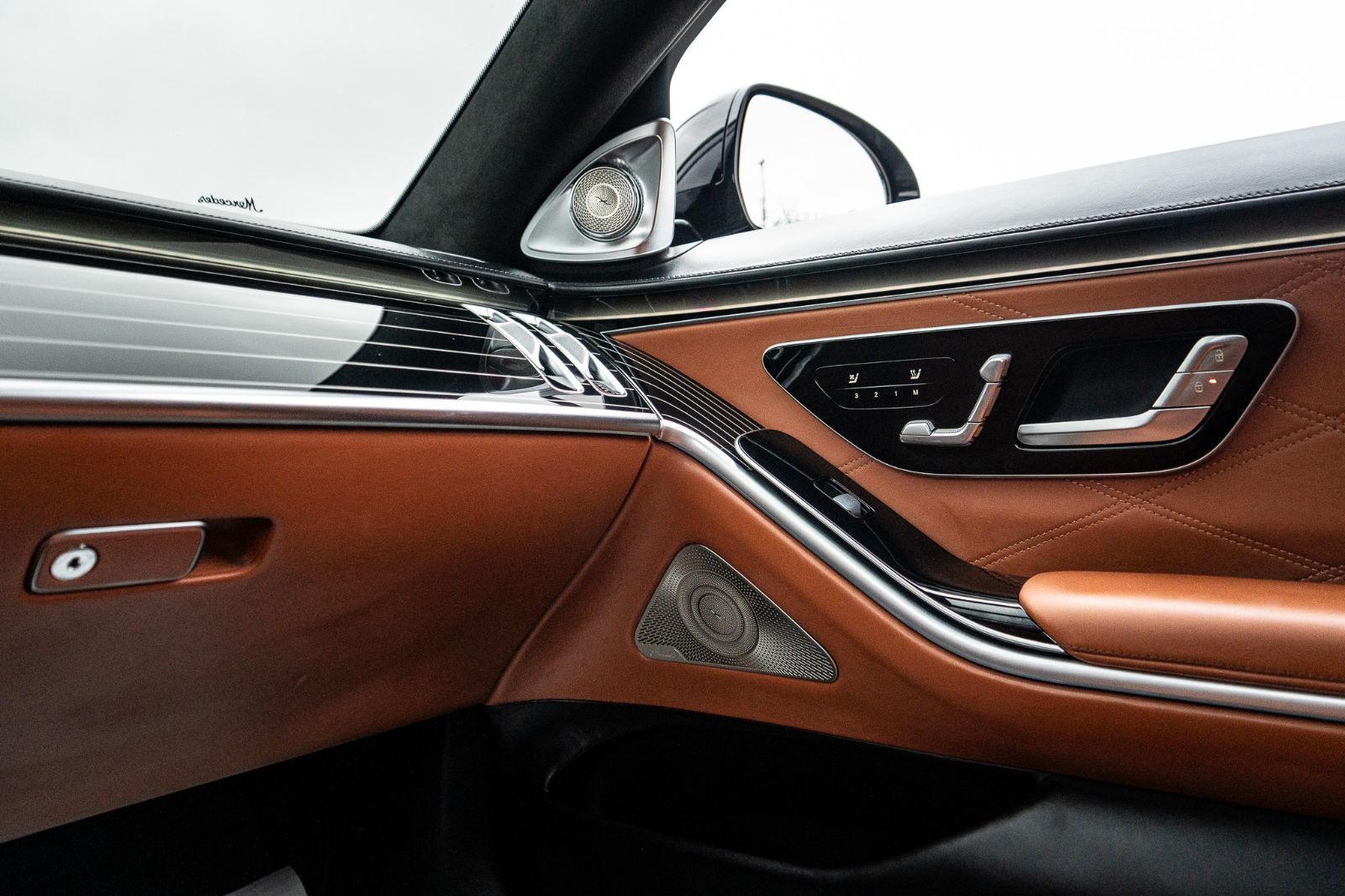 2024 Mercedes-Benz S-Class AMG S 63 E-21