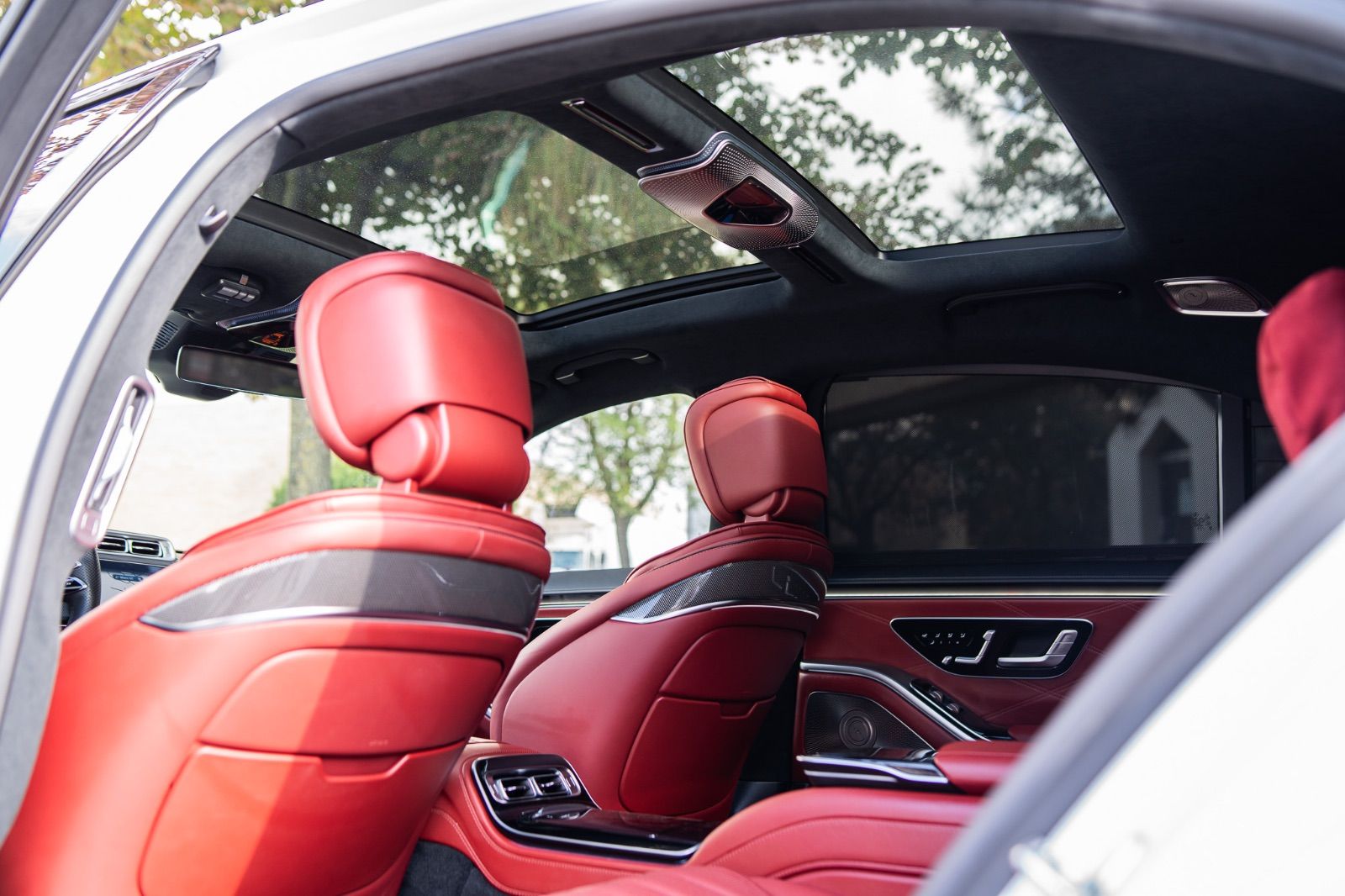 2024 Mercedes-Benz S-Class AMG S 63 E-34