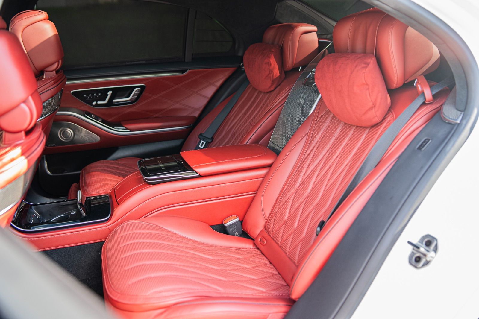 2024 Mercedes-Benz S-Class AMG S 63 E-12