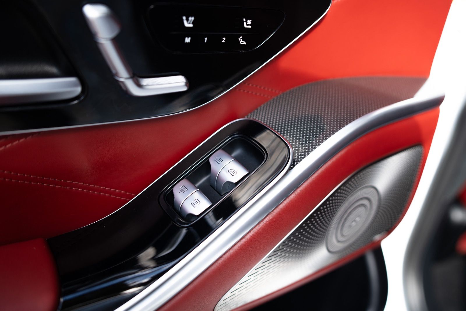 2024 Mercedes-Benz S-Class AMG S 63 E-36
