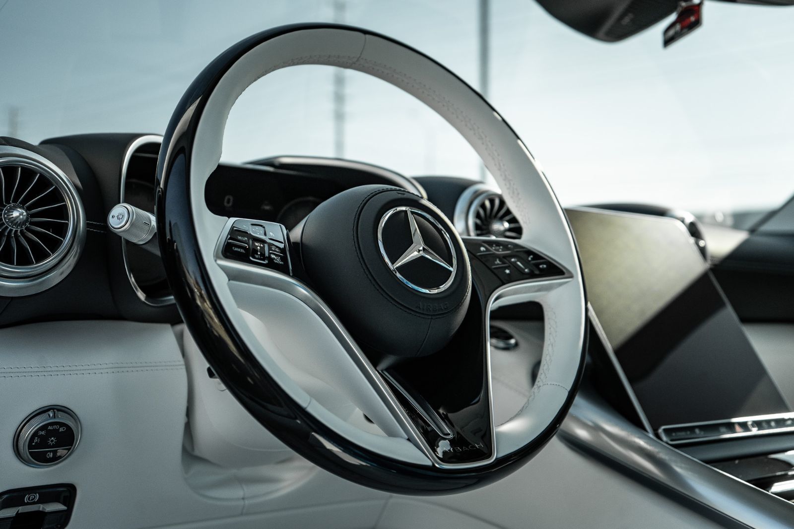 2026 Mercedes-Benz SL 680 Maybach SL 680 Monogram Series-7