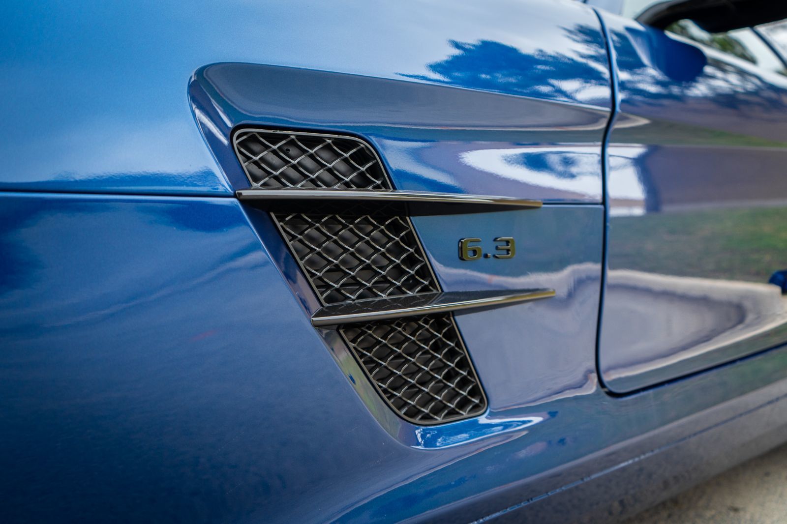 2011 Mercedes-Benz SLS AMG-10