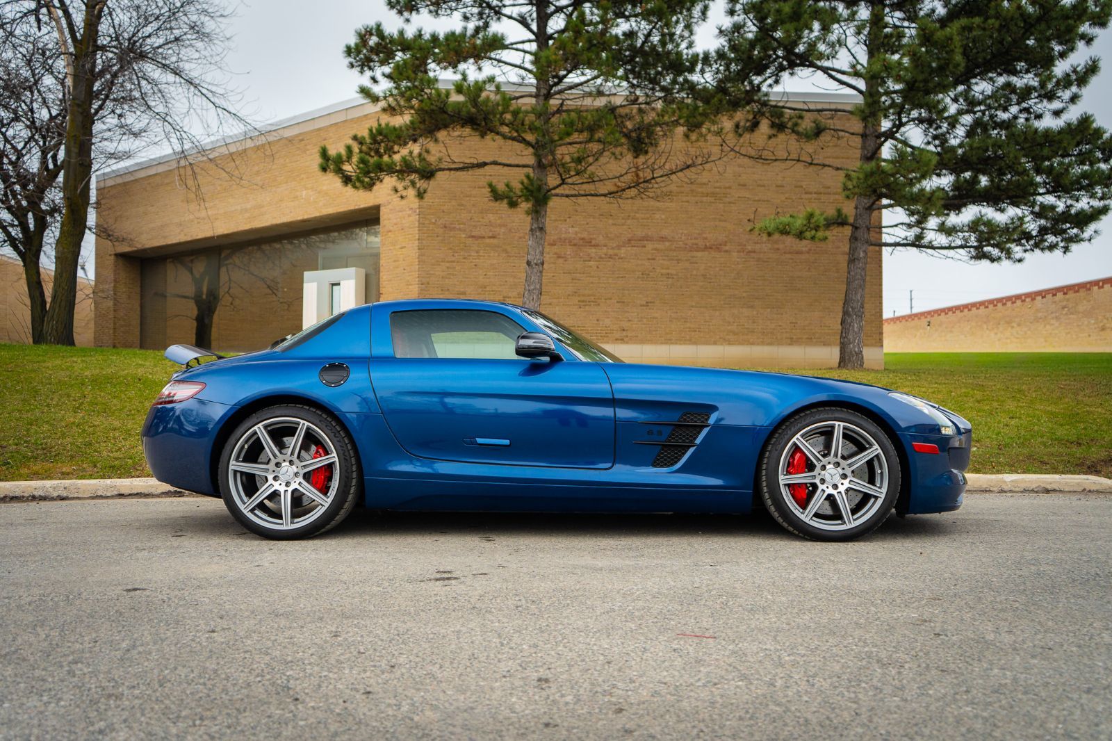 2011 Mercedes-Benz SLS AMG-5