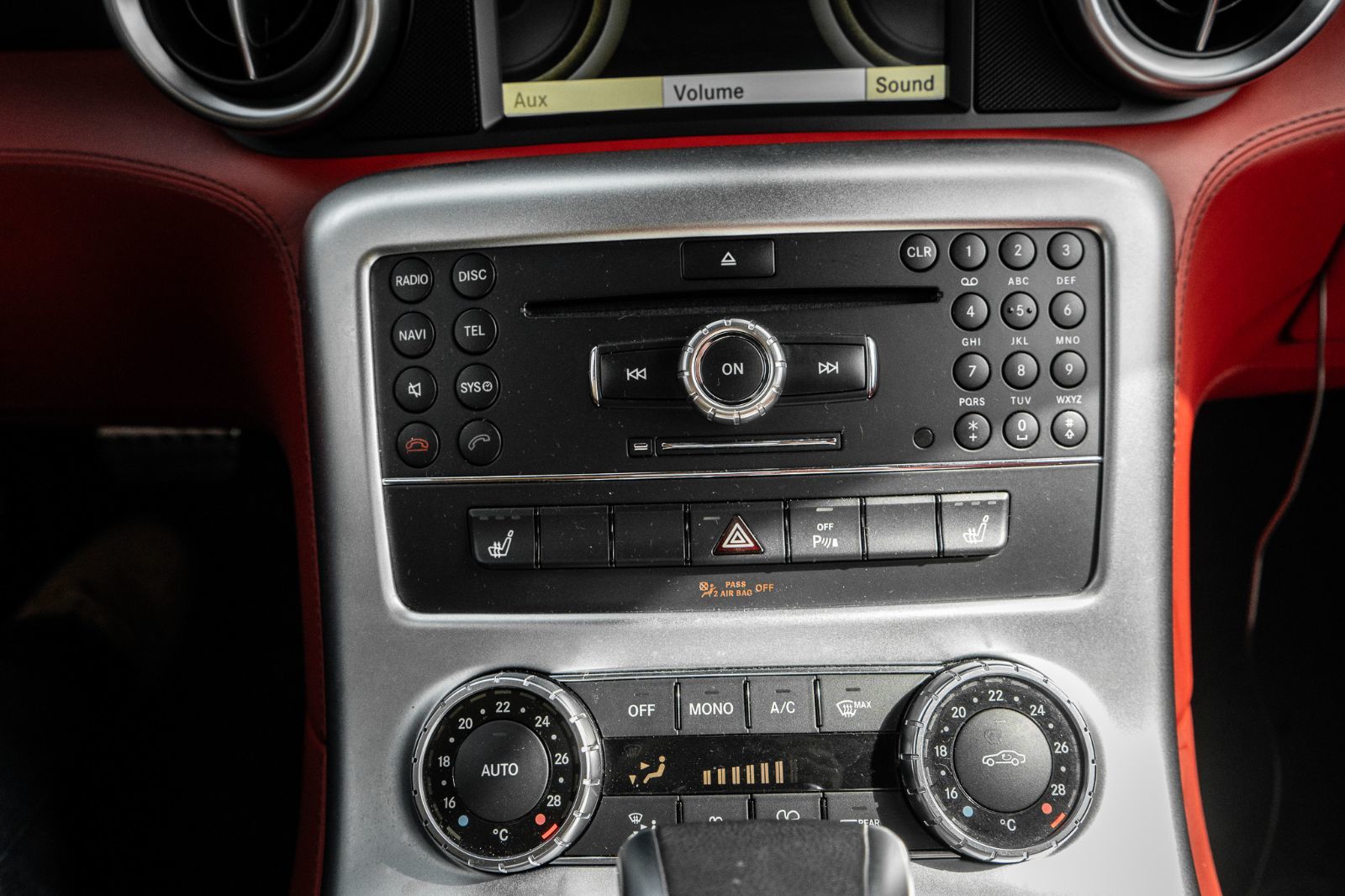 2011 Mercedes-Benz SLS AMG-16