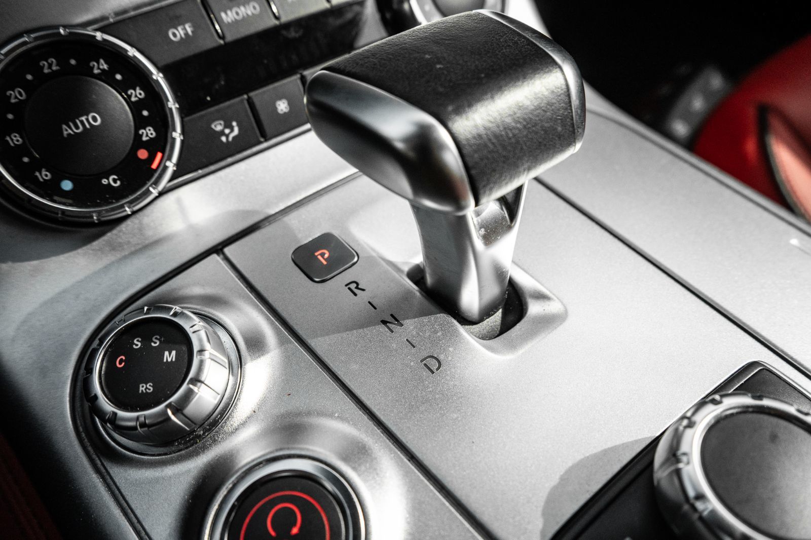 2011 Mercedes-Benz SLS AMG-20